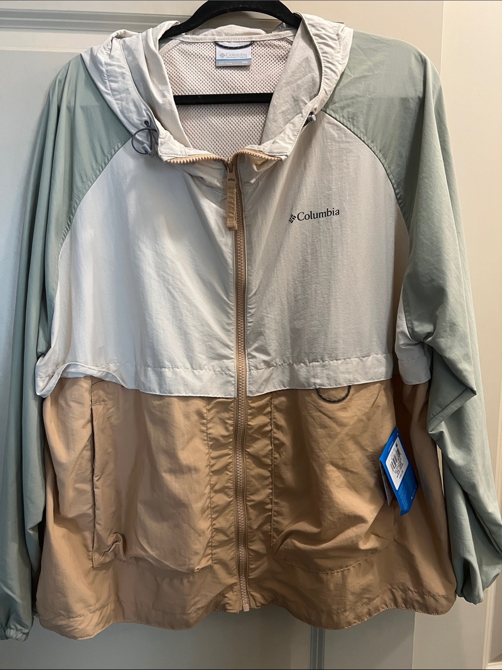 Columbia Colorblock Vented Hooded Windbreaker — Regular Fit XL